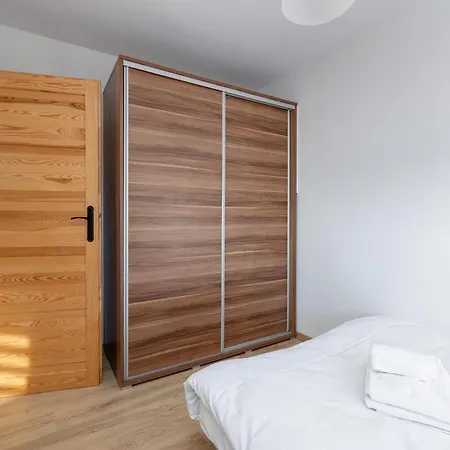 Odziezowa Comfort By Bookinghost *