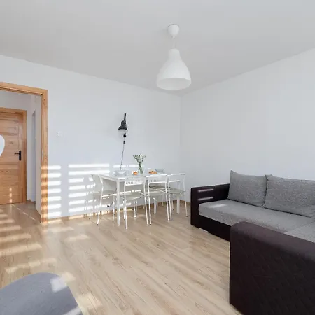 아파트 Odziezowa Comfort By Bookinghost